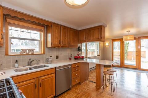 703 E 40th Ave, Spokane, WA 99203 photo 6