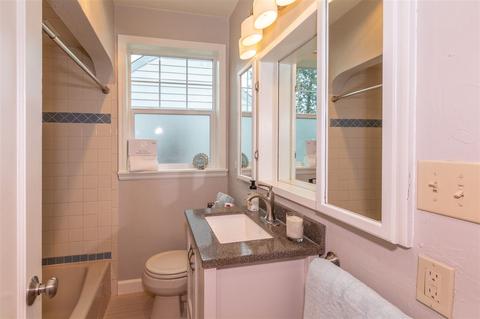 703 E 40th Ave, Spokane, WA 99203 photo 10