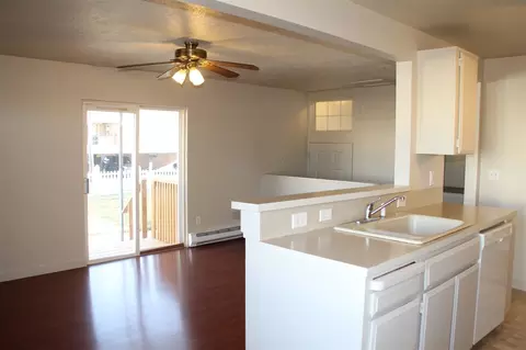 6020 N Ruby St, Spokane, WA 99208 photo 4