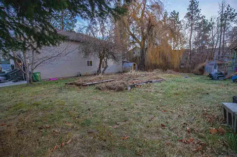 1620 E Hartson Ave, Spokane, WA 99202 photo 4