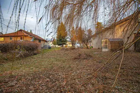 1620 E Hartson Ave, Spokane, WA 99202 photo 2