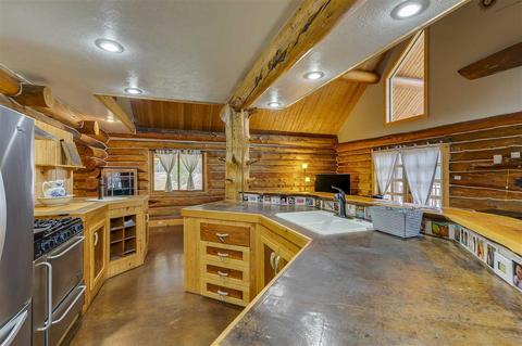 2192 Riverbend Loop Rd, Cusick, WA 99119 photo 9