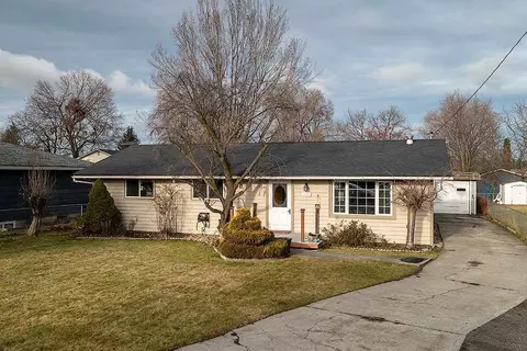 11909 E Maxwell Ave, Spokane Valley, WA 99206 photo 3