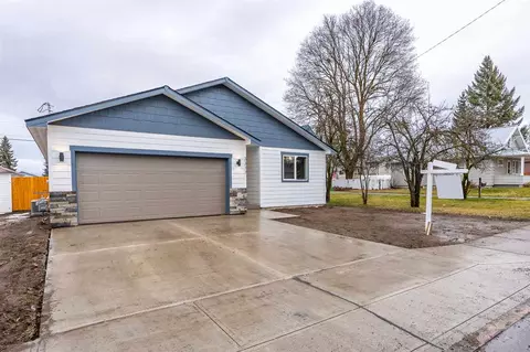 3317 E 29th Ave, Spokane, WA 99223 photo 2