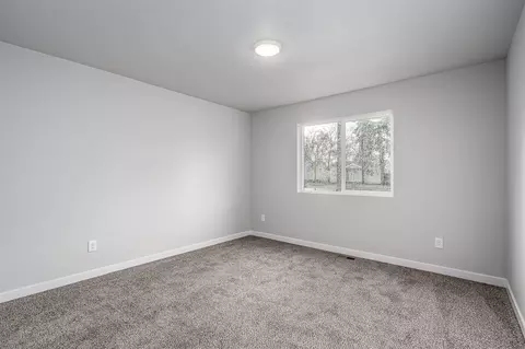 3317 E 29th Ave, Spokane, WA 99223 photo 13