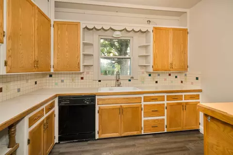 3614 E 1st St, Spokane, WA 99202 photo 9