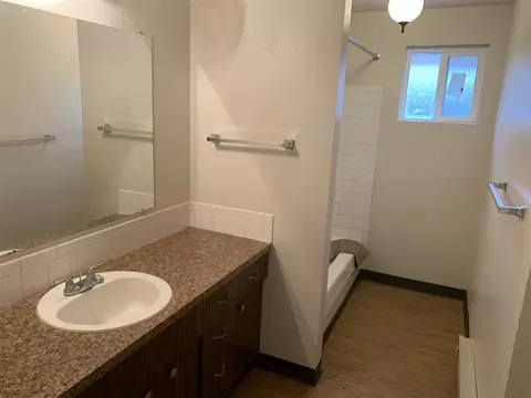 707 E Broad Ave, Spokane, WA 99207 photo 5