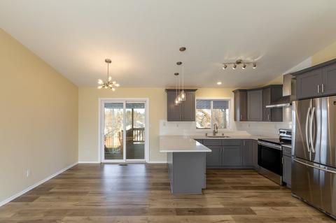 3211 E 44th Ave, Spokane, WA 99223 photo 4