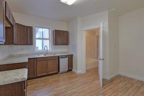 2318 E 5th Ave, Spokane, WA 99202 photo 5