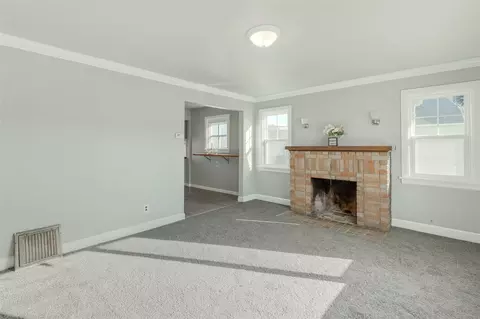 1915 E 4th Ave, Spokane, WA 99202 photo 2