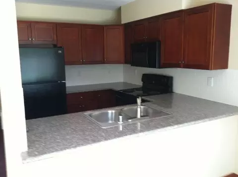 912 E 5th Ave, Spokane, WA 99202 photo 3