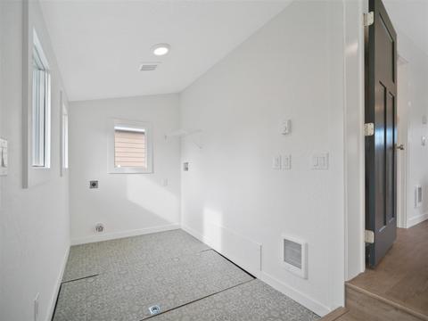 1732 E Sanson Ave, Spokane, WA 99207 photo 15
