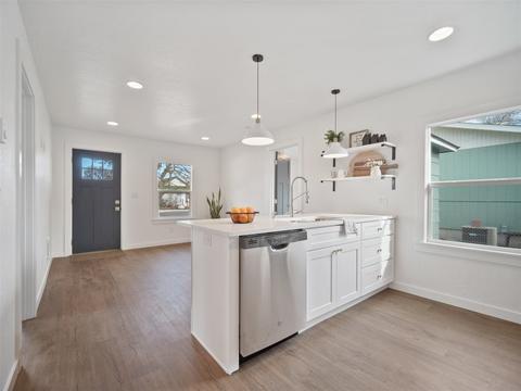 1732 E Sanson Ave, Spokane, WA 99207 photo 13