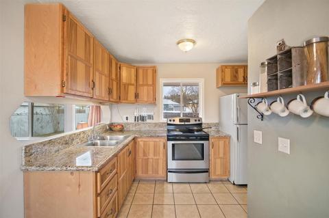 4017 E Grace Ave, Spokane, WA 99217 photo 2
