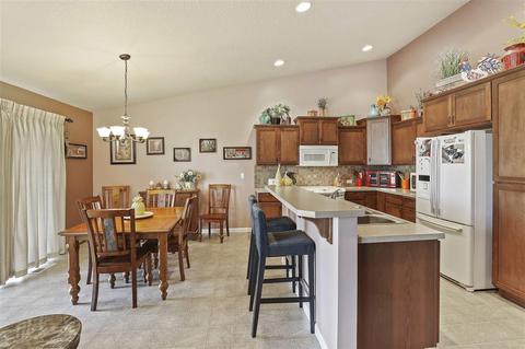 1719 E Devoe Ln, Spokane, WA 99217 photo 6