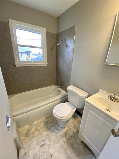 1327 E Longfellow Ave, Spokane, WA 99207 photo 11