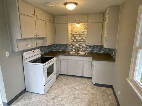 1327 E Longfellow Ave, Spokane, WA 99207 photo 4