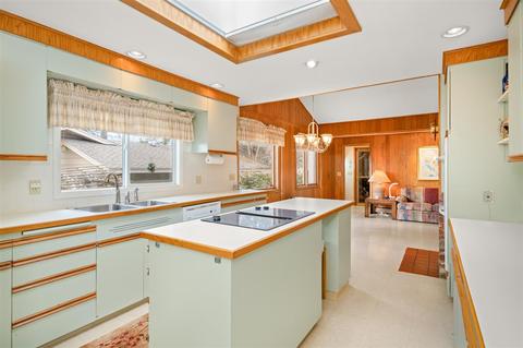 2104 E 36th Ave, Spokane, WA 99223 photo 6