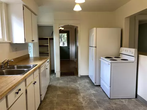 2714 E 18th Ave, Spokane, WA 99223 photo 9