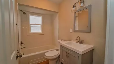 2011 E Sinto Ave, Spokane, WA 99202 photo 9