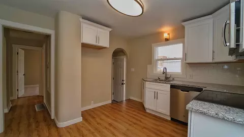 2011 E Sinto Ave, Spokane, WA 99202 photo 6
