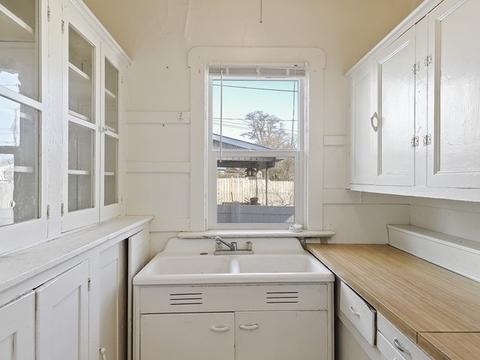 2801 W Sharp Ave, Spokane, WA 99201 photo 10