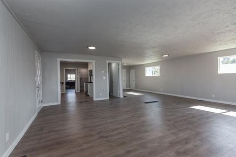 305 E 7th St, Spangle, WA 99031 photo 3