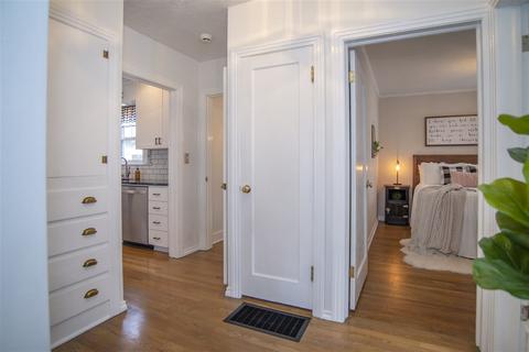 703 E 33rd Ave, Spokane, WA 99203 photo 9