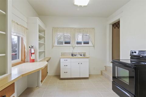 4003 N Crestline St, Spokane, WA 99207 photo 7