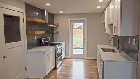 10820 E 6th Ave, Spokane Valley, WA 99216 photo 5