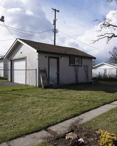 1717 E Sanson Ave, Spokane, WA 99207 photo 20