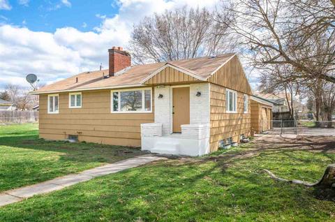 1802 Everett Ave, Spokane, WA 99207 photo 1