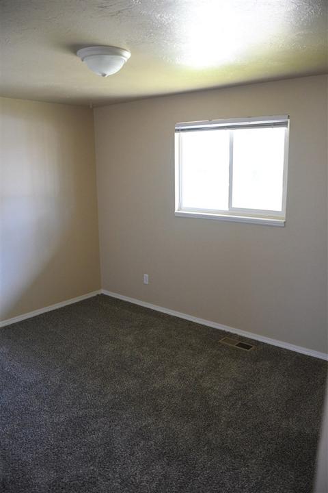 2709 E Longfellow Ave, Spokane, WA 99207 photo 13