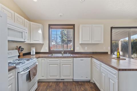 6415 E 9th Ave, Spokane Valley, WA 99212 photo 5