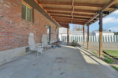 1712 E Longfellow Ave, Spokane, WA 99207 photo 4