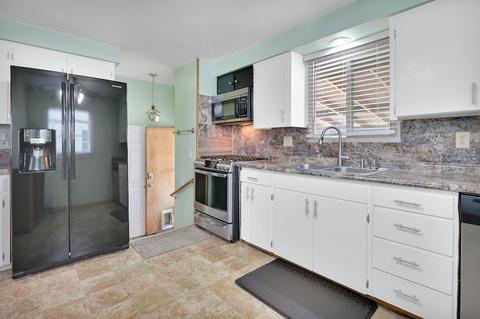 1712 E Longfellow Ave, Spokane, WA 99207 photo 7