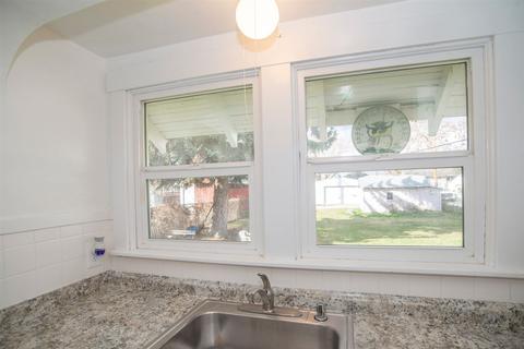 2611 E Sharp Ave, Spokane, WA 99202 photo 5