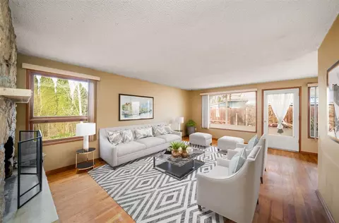 321 E Cozza Dr, Spokane, WA 99208 photo 3