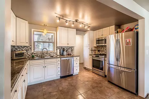 3425 E 9th Ave, Spokane, WA 99202 photo 6