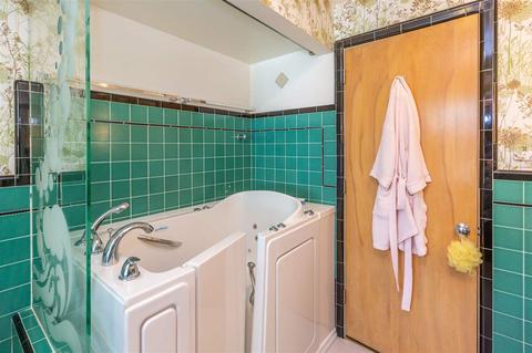 1007 E 43rd Ave, Spokane, WA 99203 photo 14