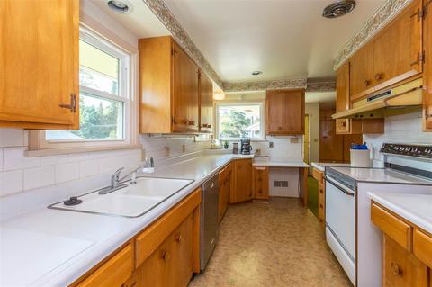 1007 E 43rd Ave, Spokane, WA 99203 photo 8