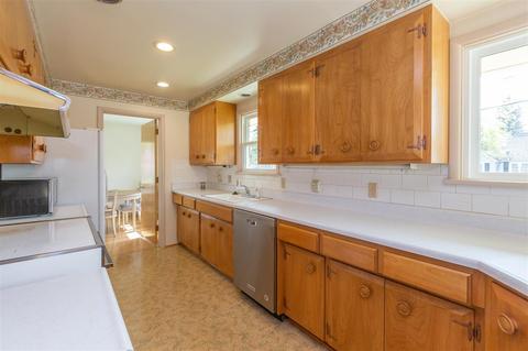 1007 E 43rd Ave, Spokane, WA 99203 photo 9