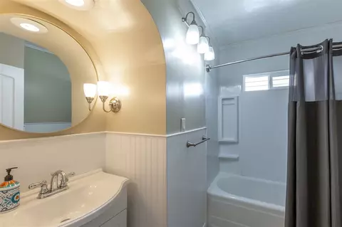414 E Hoffman Ave, Spokane, WA 99207 photo 8