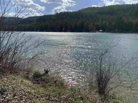512 Larch Ln, Cusick, WA 99119 photo 1