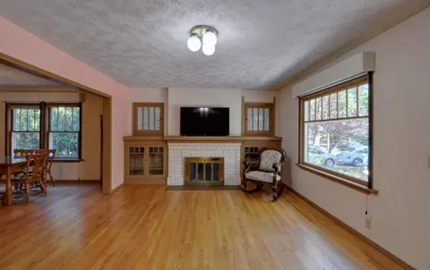 617 E 20th Ave, Spokane, WA 99203 photo 2