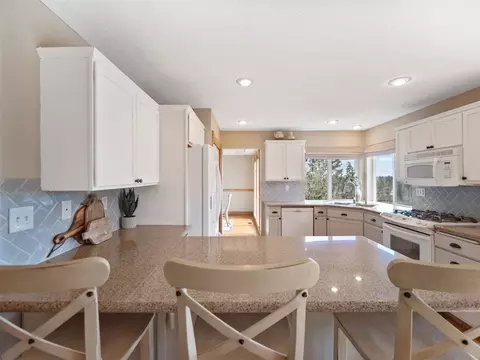 728 E Tudor Ct, Spokane, WA 99208 photo 7