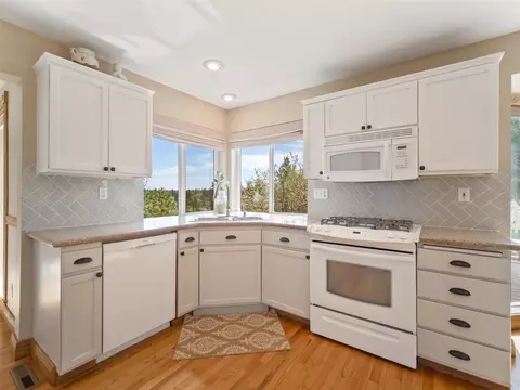 728 E Tudor Ct, Spokane, WA 99208 photo 9