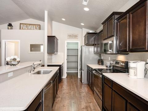 7311 E Beverly Ave, Spokane, WA 99212 photo 8