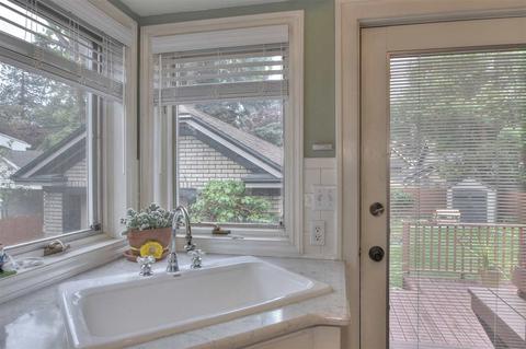 308 E 27th Ave, Spokane, WA 99203 photo 6