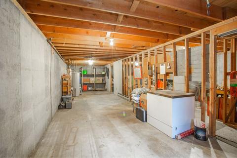 910 E Bismark Ave, Spokane, WA 99208 photo 14